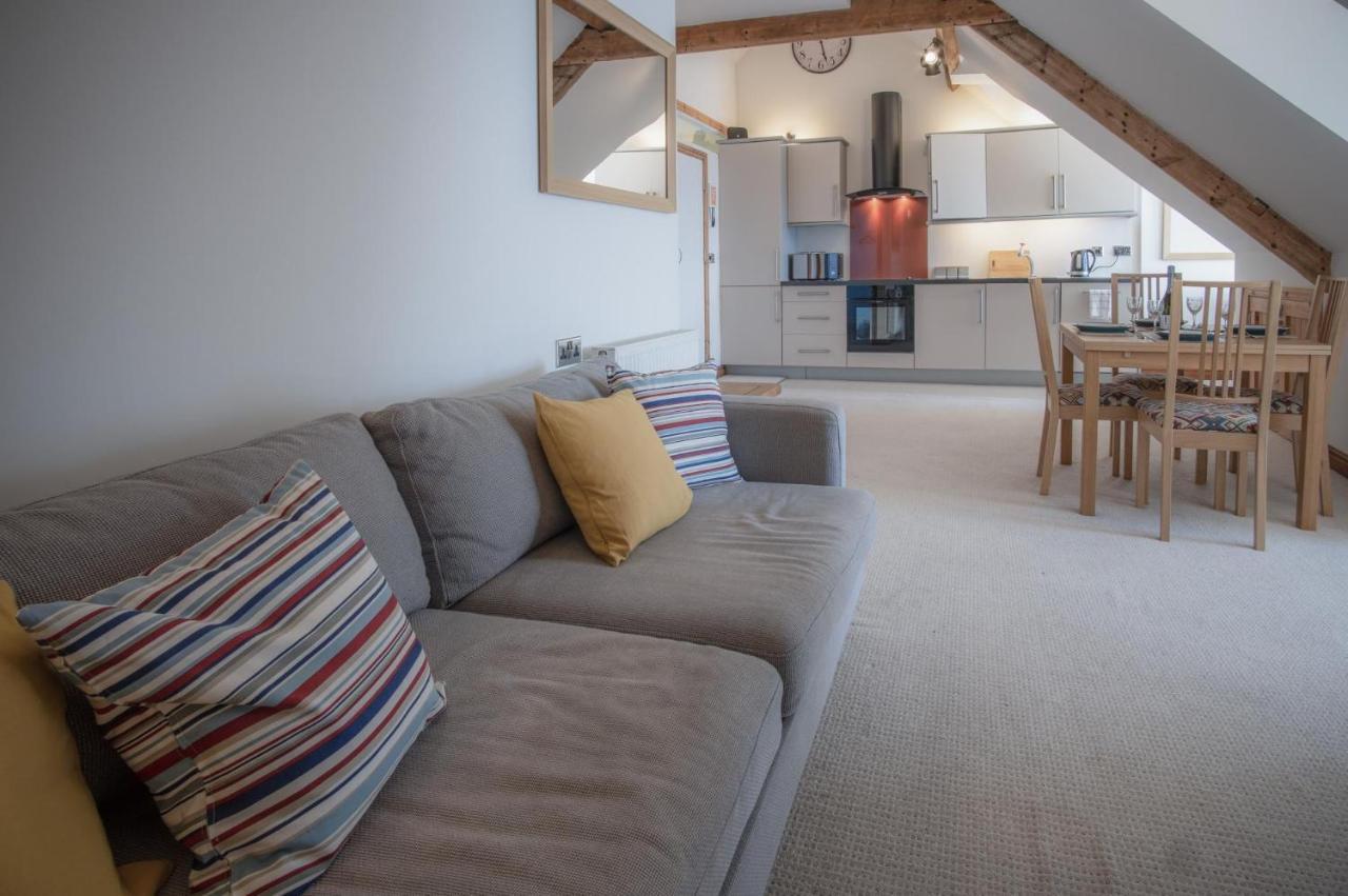 The Nest - 1 Bedroom Apartment - Tenby Εξωτερικό φωτογραφία