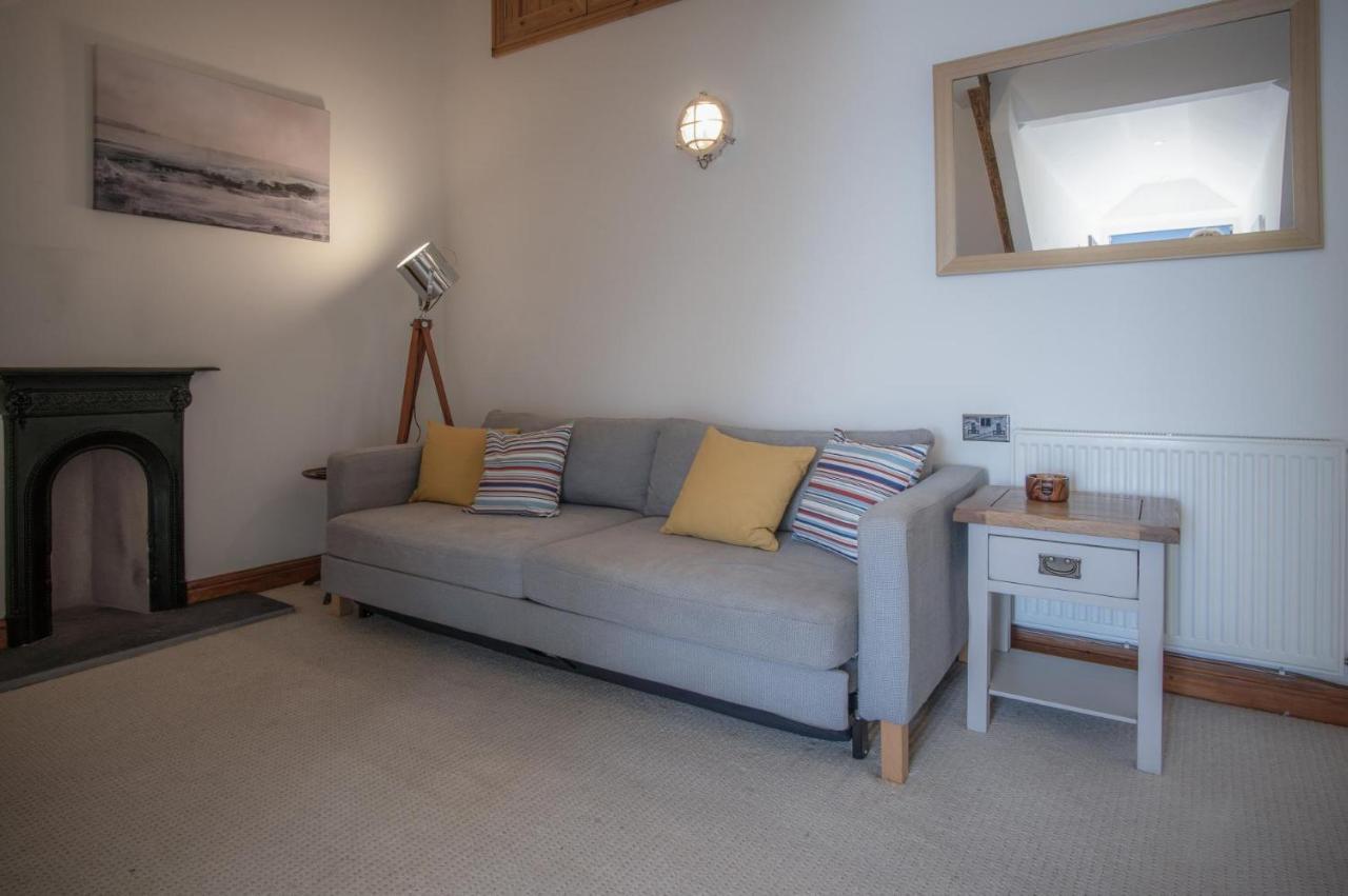The Nest - 1 Bedroom Apartment - Tenby Εξωτερικό φωτογραφία